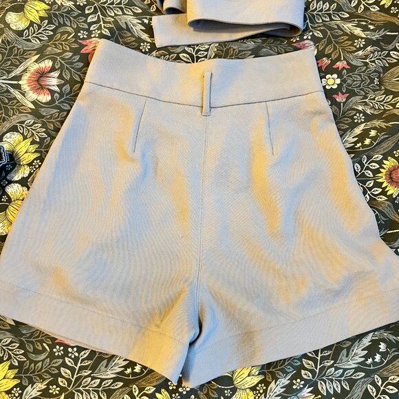 High waisted shorts - Picture 3 of 4